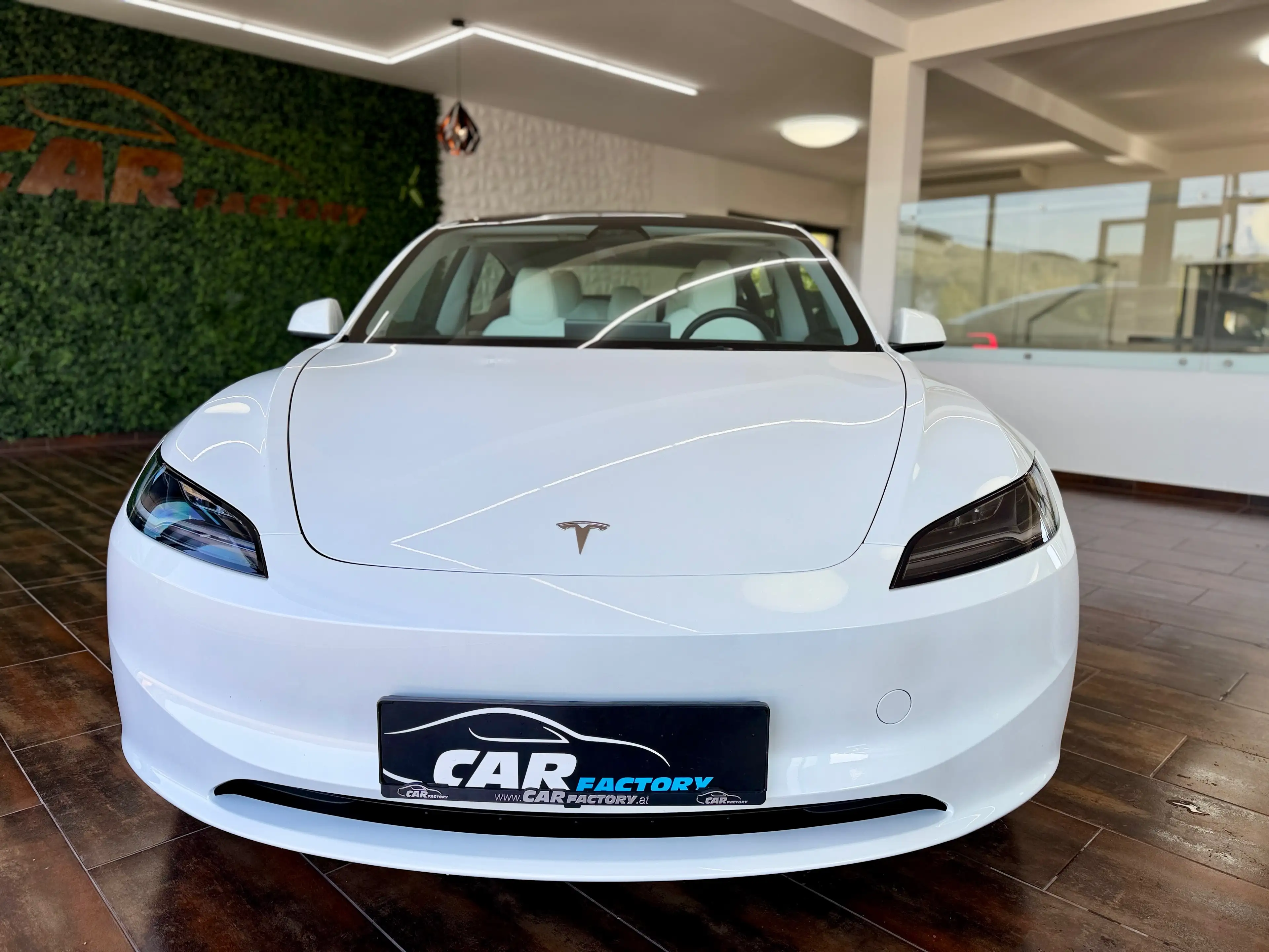 Tesla Model 3 Model 3 LONG RANGE AWD * MWST * 18 ZOLL * WEISS * — photo 3