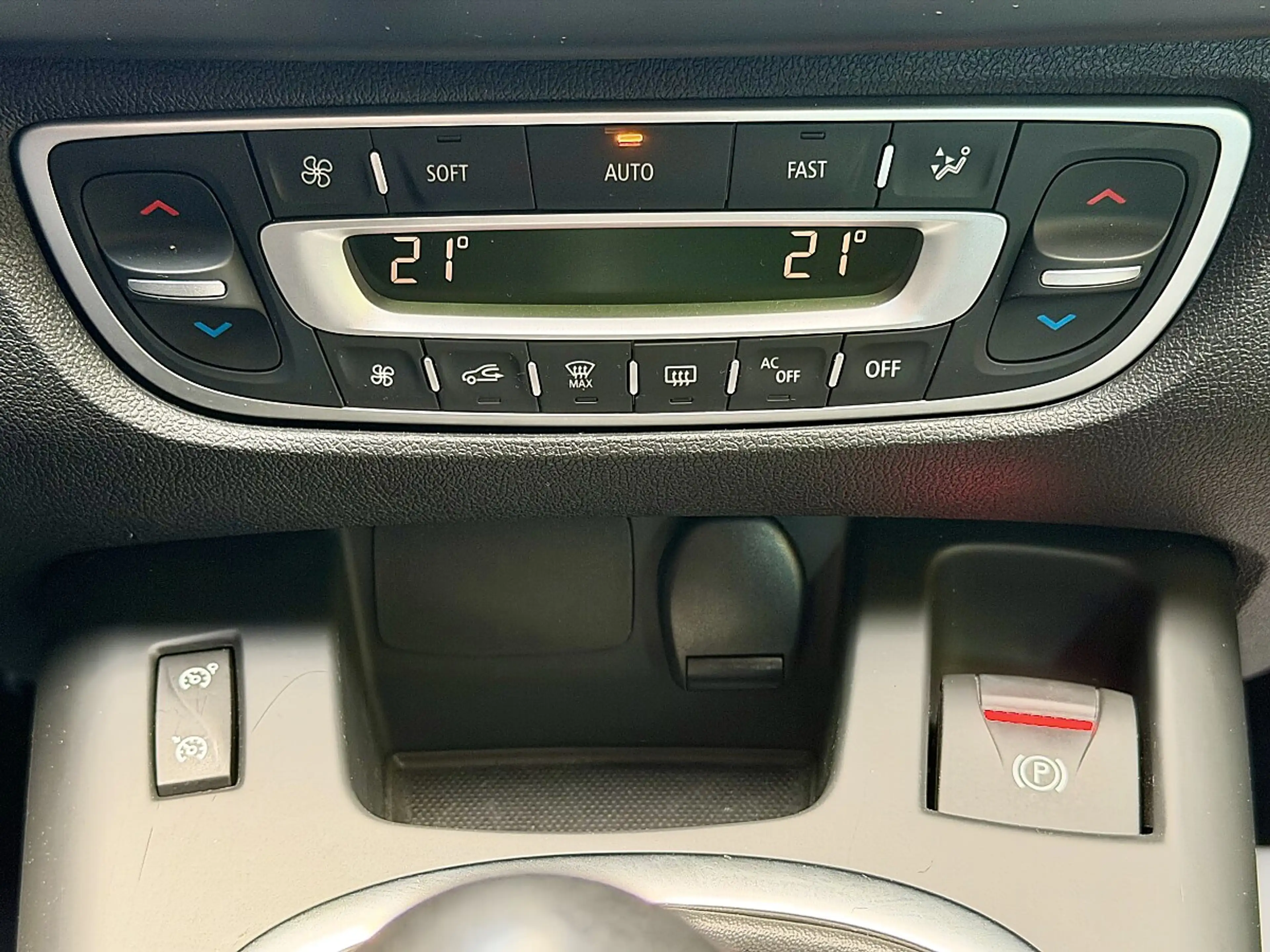Renault Scenic Scénic Energy TCe 130 Dynamique | Navi | Keyles... — photo 15