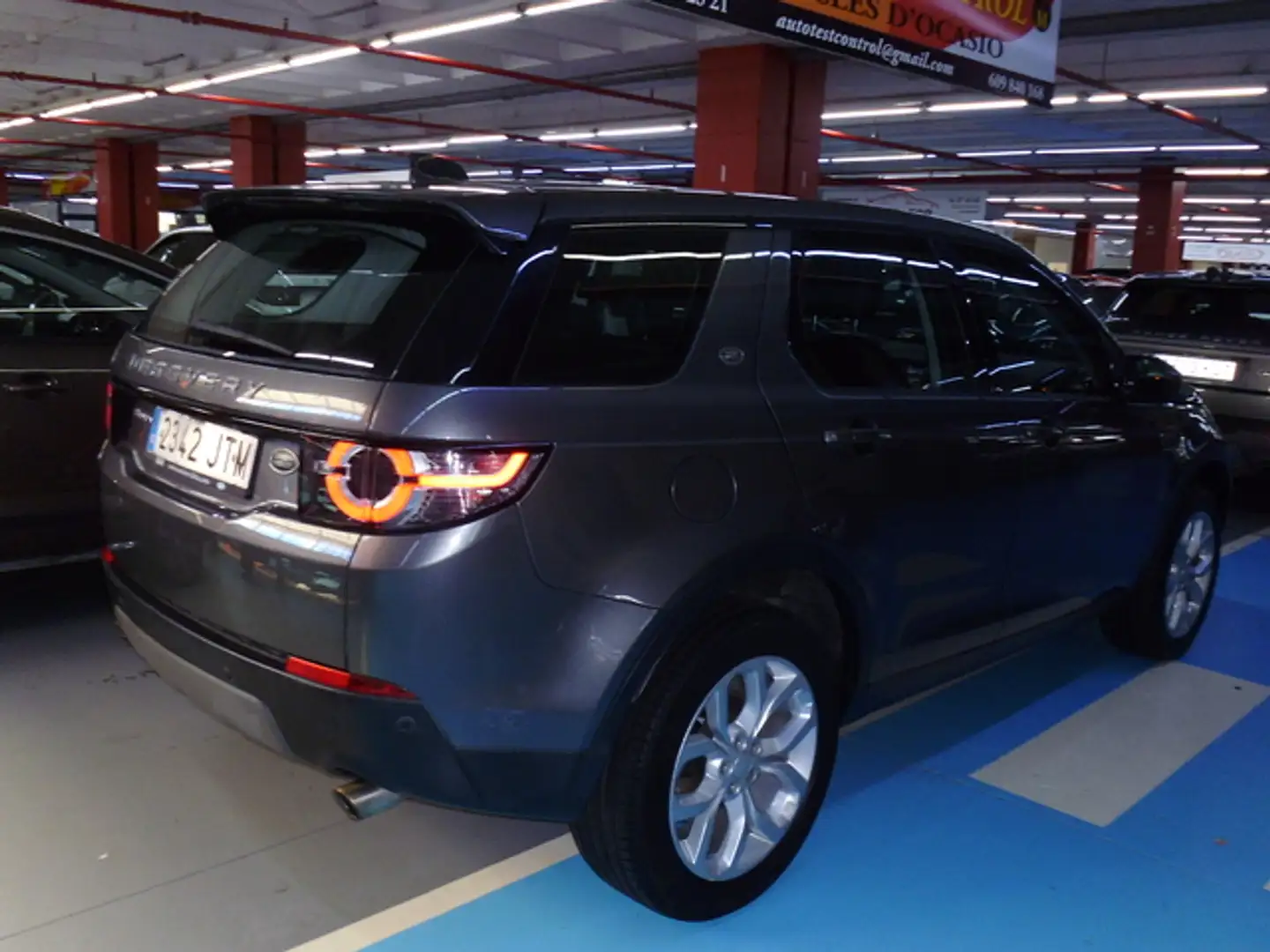 Land Rover Discovery Sport 2.0TD4 HSE 4x4 150 Gris - 2