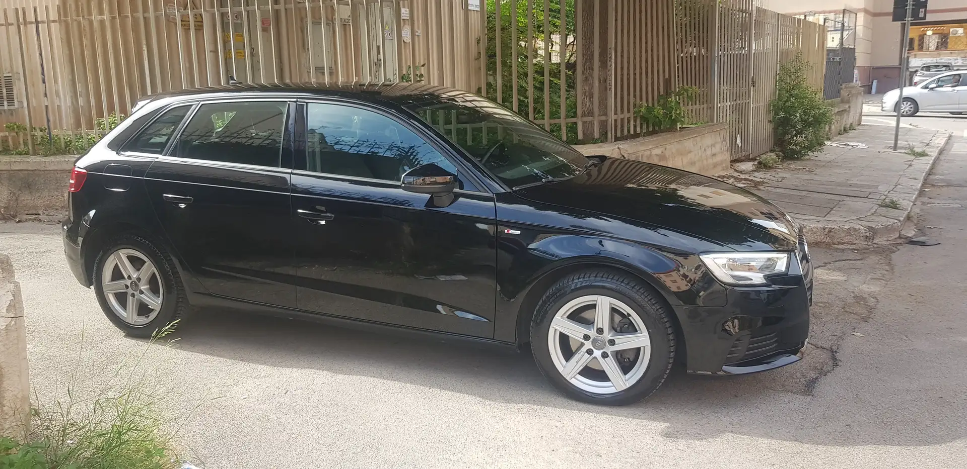 Audi A3 A3 2018 Sportback 1.6 tdi Sport 116cv s-tronic Nero - 2