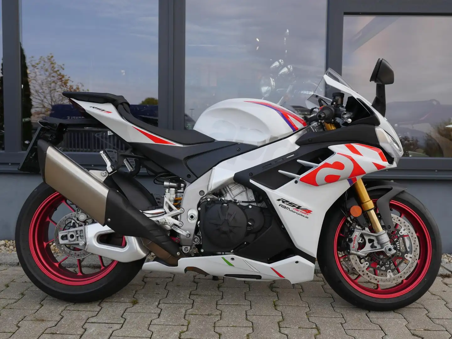 Aprilia RSV4 1100 Factory - TOP - Speed White - 1