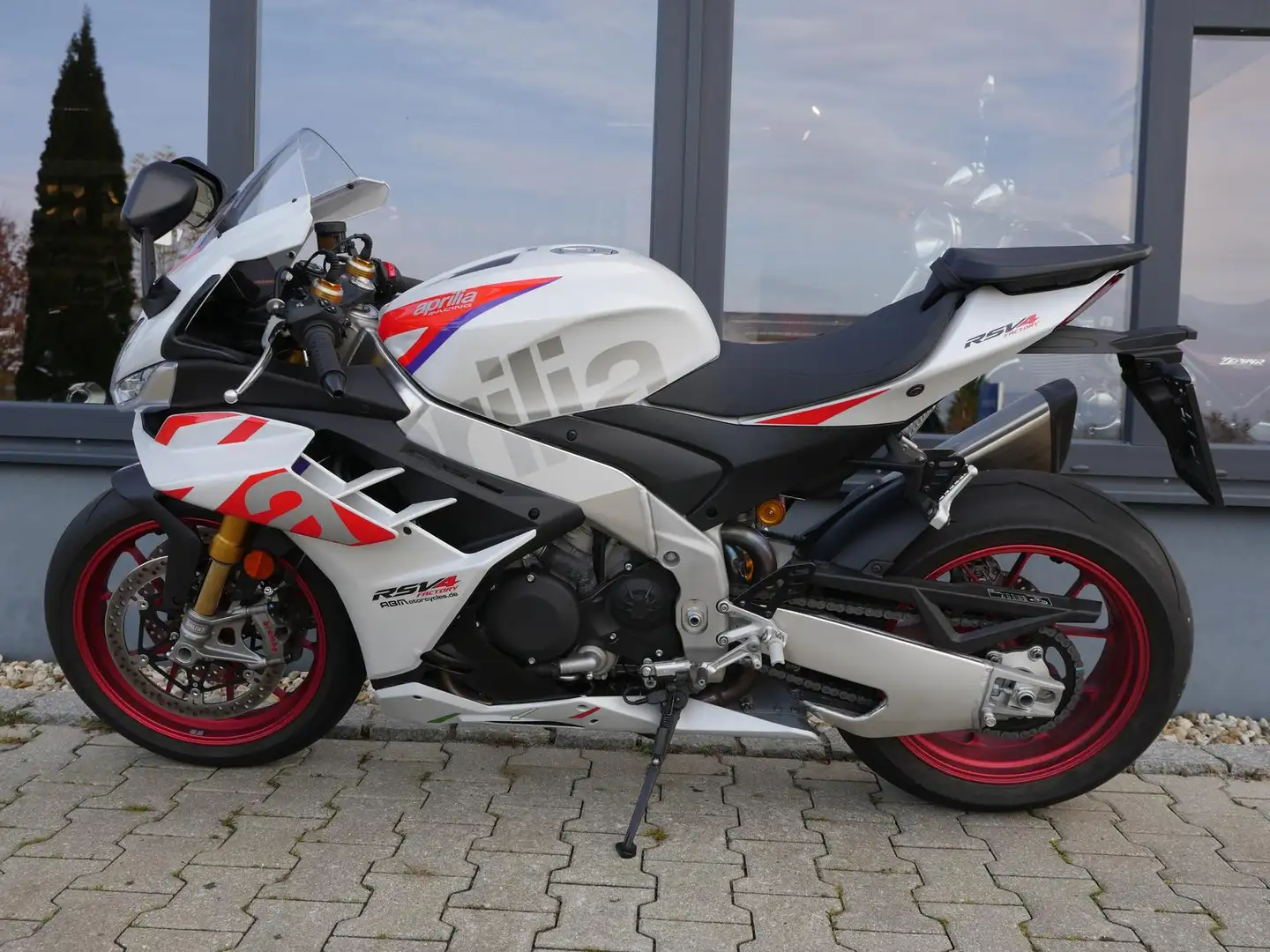 Aprilia RSV4 1100 Factory - TOP - Speed White - 2