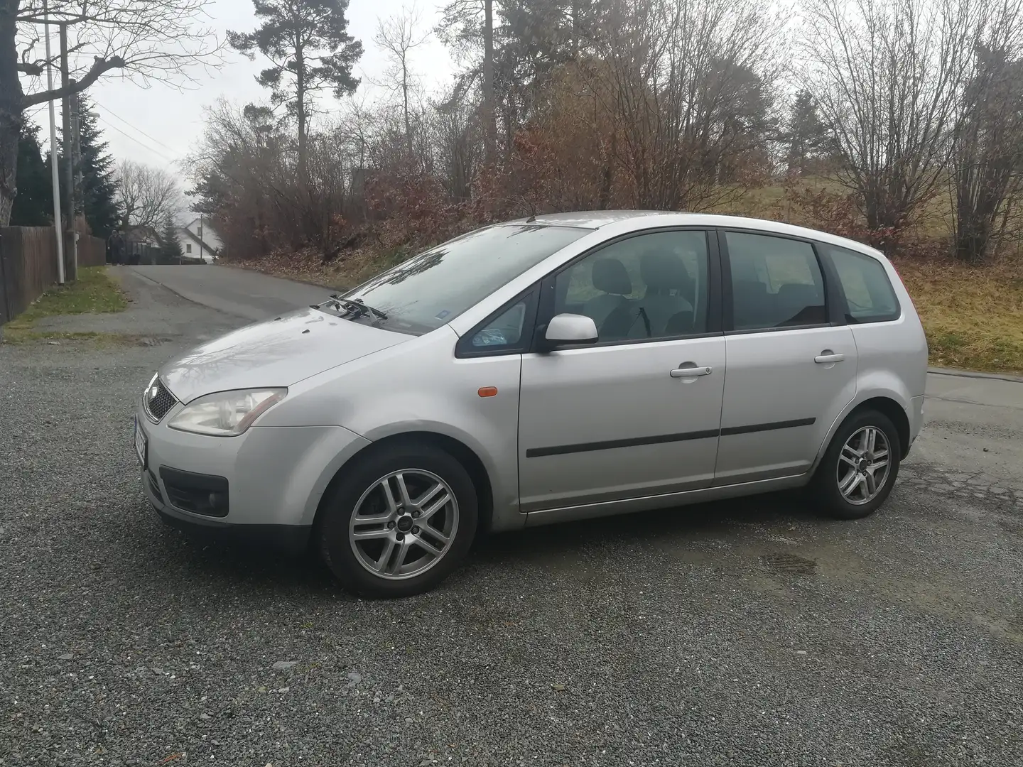 Ford Focus C-Max Silber - 1