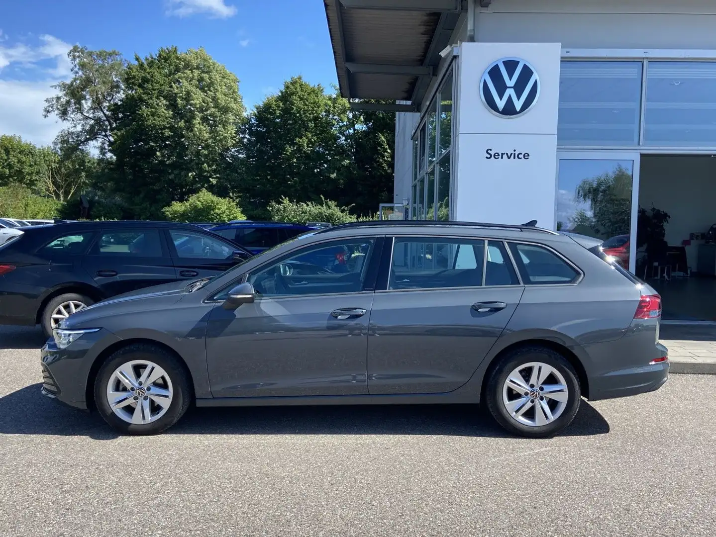 Volkswagen Golf Variant 1.5 TSI DSG LIFE NAVI+LED+APP-CONNE Grau - 2
