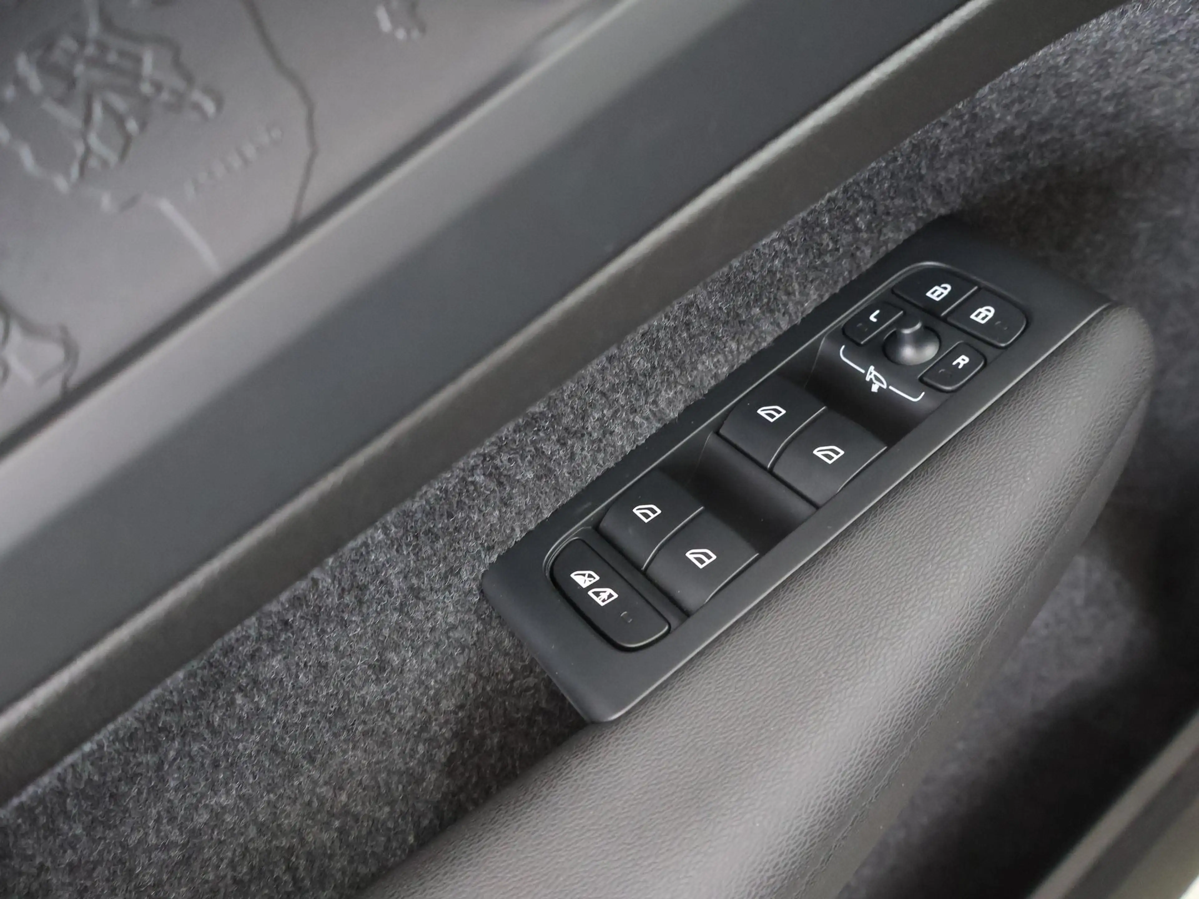 Volvo C40 Recharge Plus 69 kWh | Panoramadak | Elektr. Trekh — photo 30