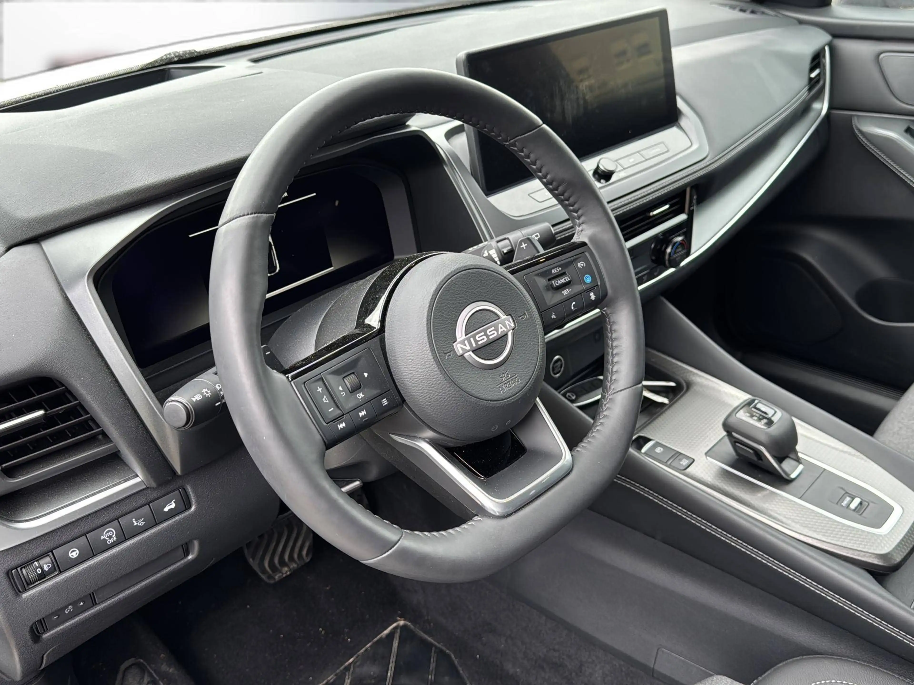 Nissan Qashqai 1.3 N-Connecta DIG-T — photo 11