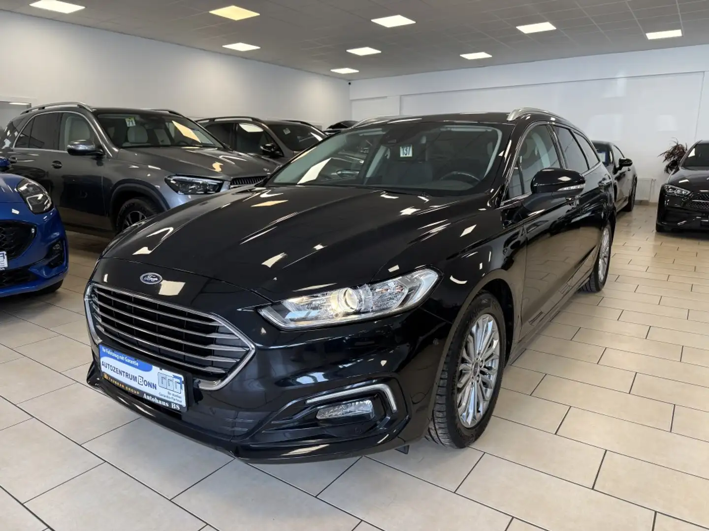 Ford Mondeo Titanium*dig.CockpitR.Cam*Winterp*CarPlay Zwart - 1
