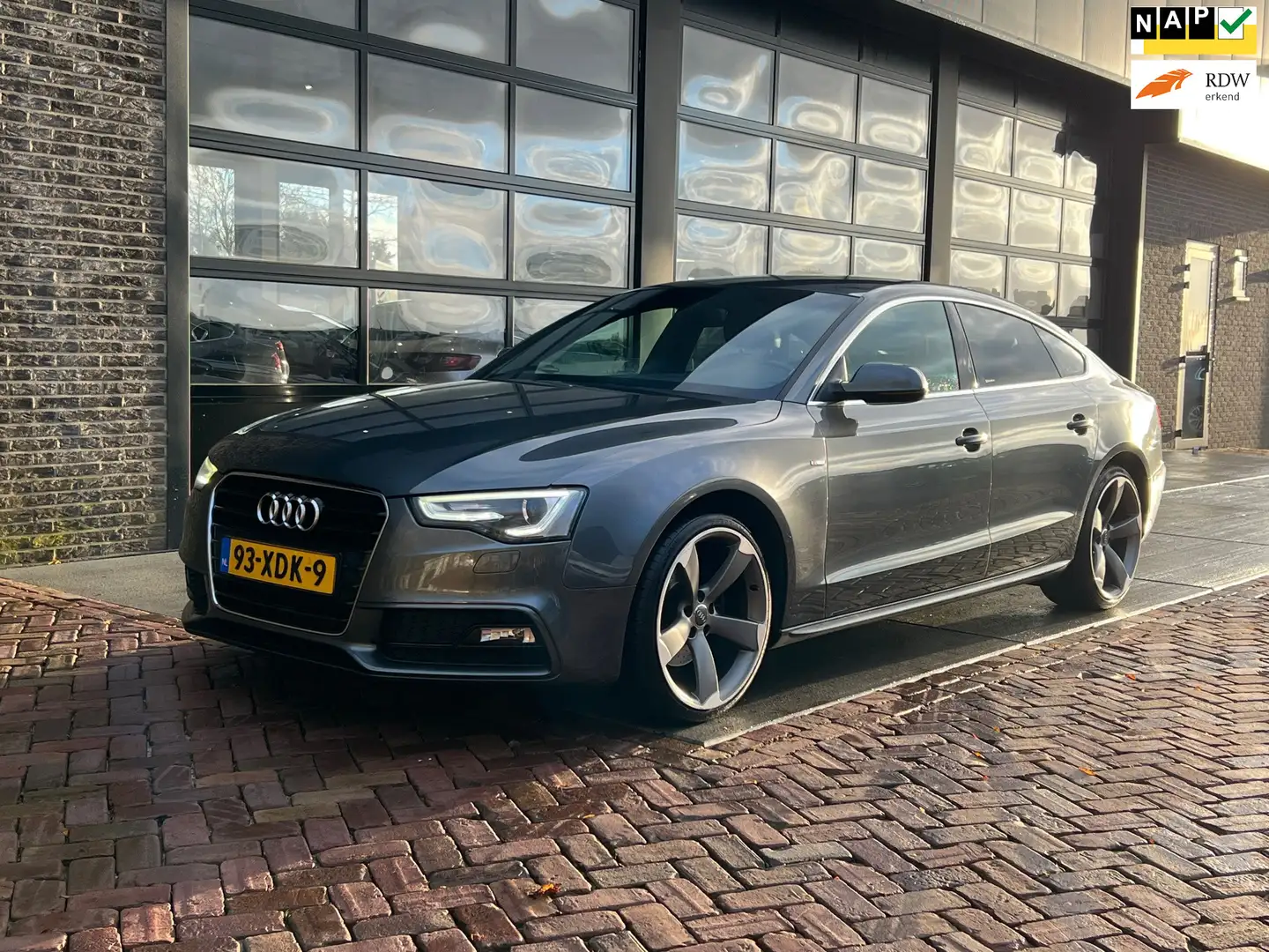 Audi A5 Sportback 1.8 TFSI Pro Line S | B&O | S-Line | 1/2 Grau - 1