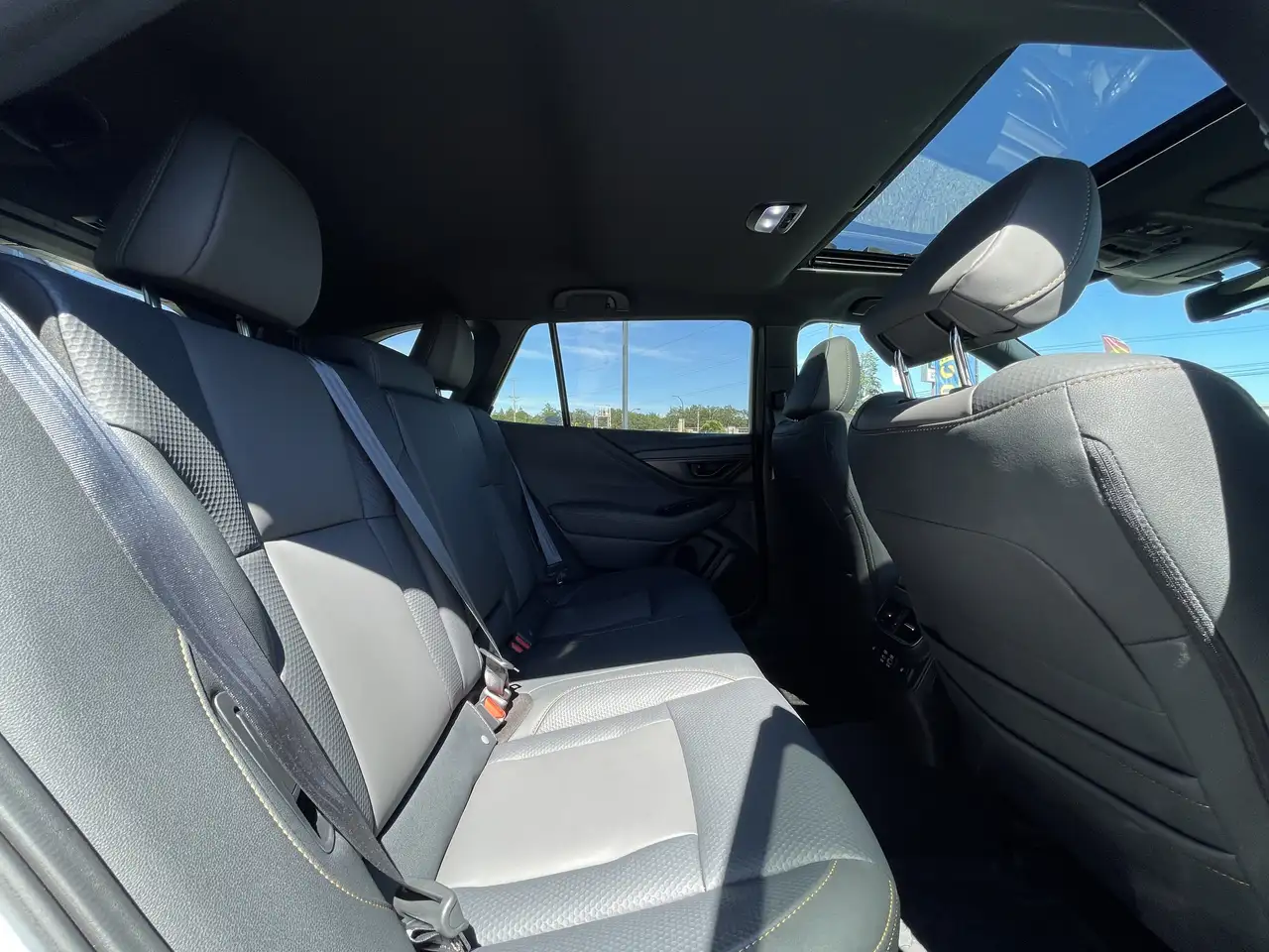 Subaru OUTBACK fotografie Subaru OUTBACK
