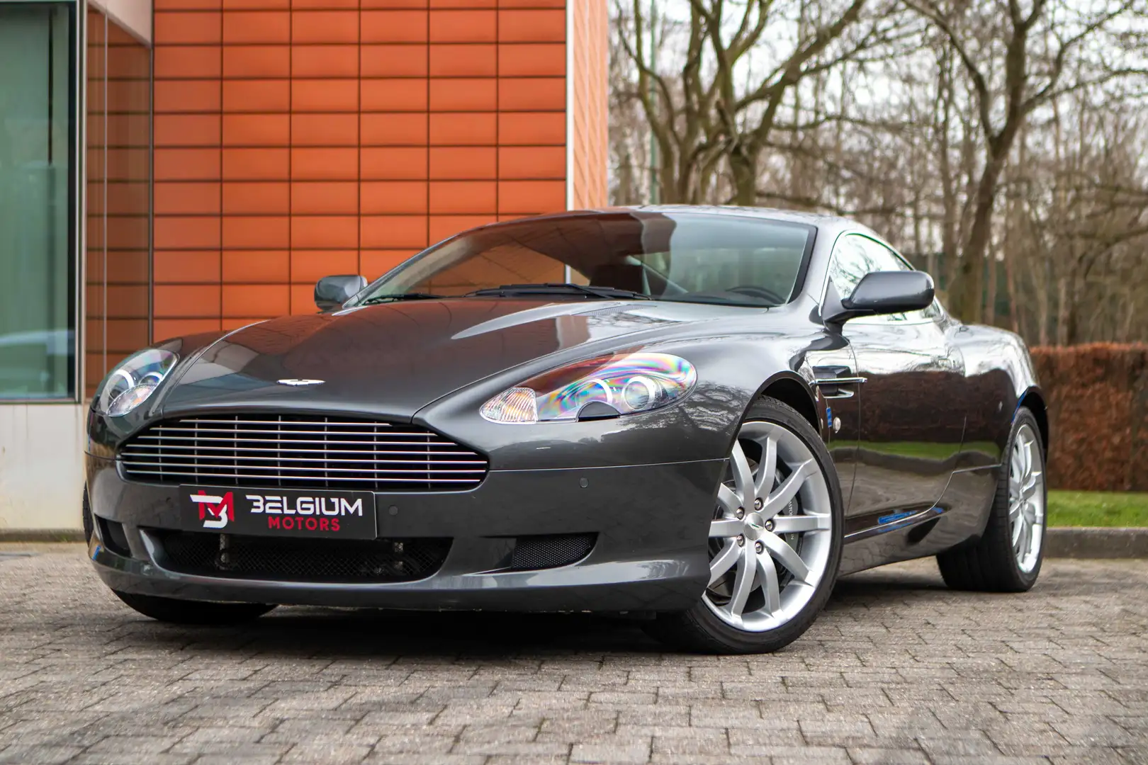 Aston Martin DB9 - 5.9l V12 Touchtronic - Full History - Perfect Gris - 1