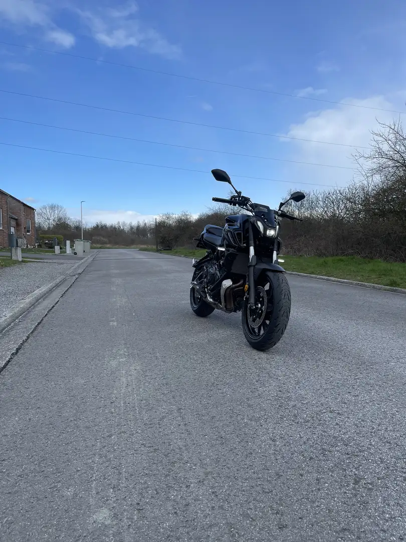 Yamaha MT-07 Zwart - 1