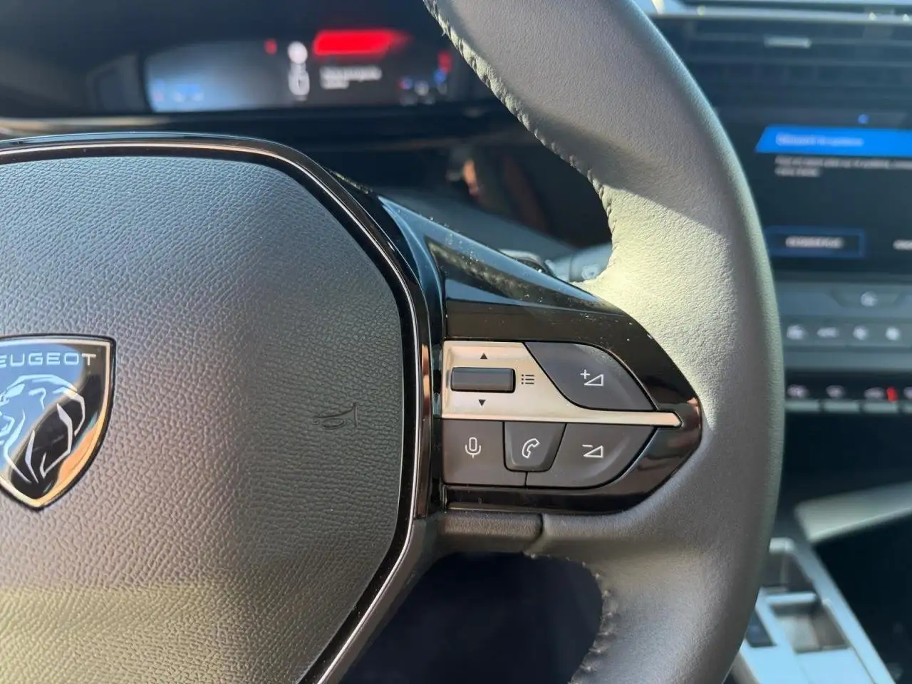Peugeot 308 308 — photo 16