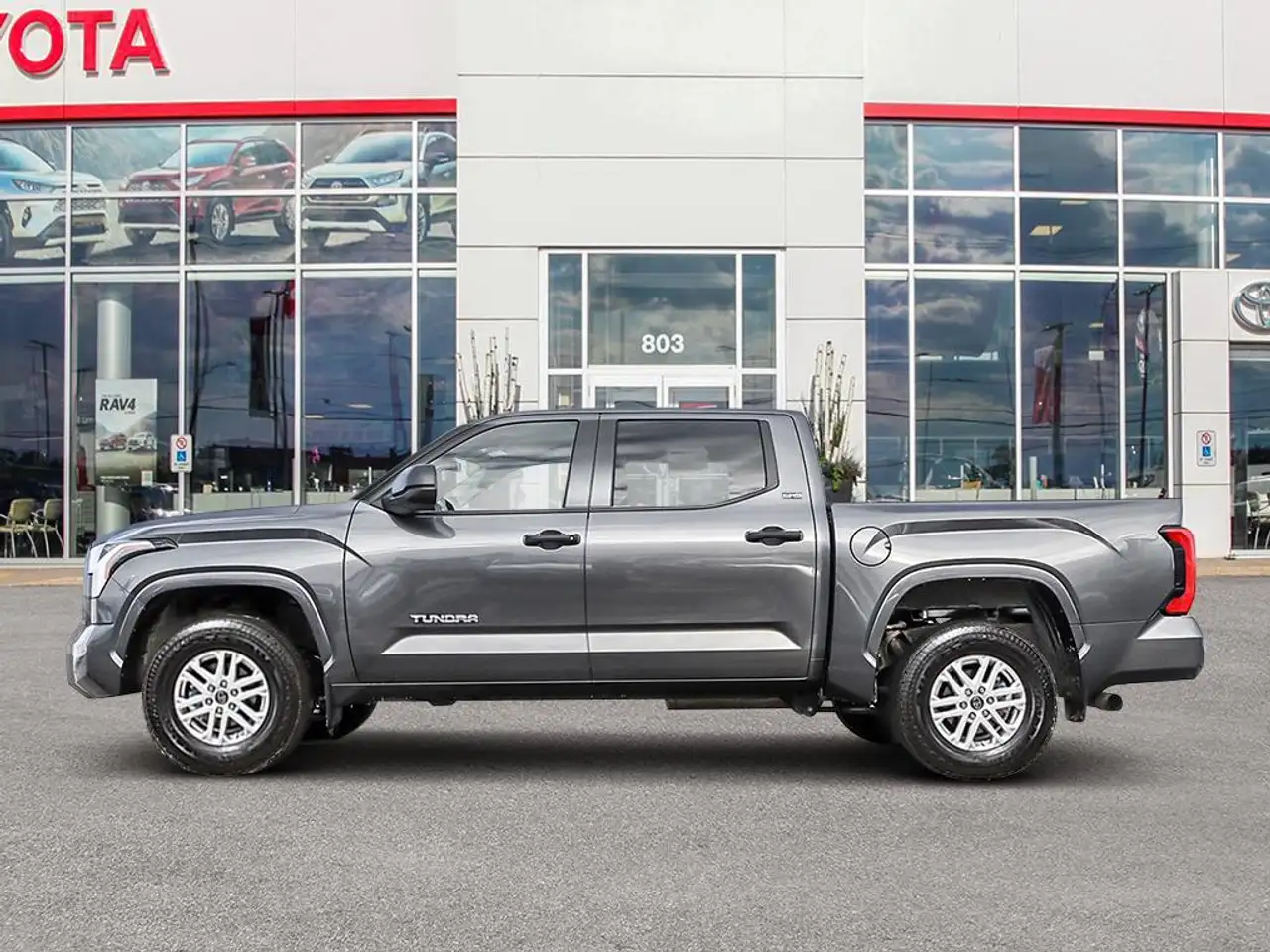 Toyota Tundra снимка Toyota Tundra