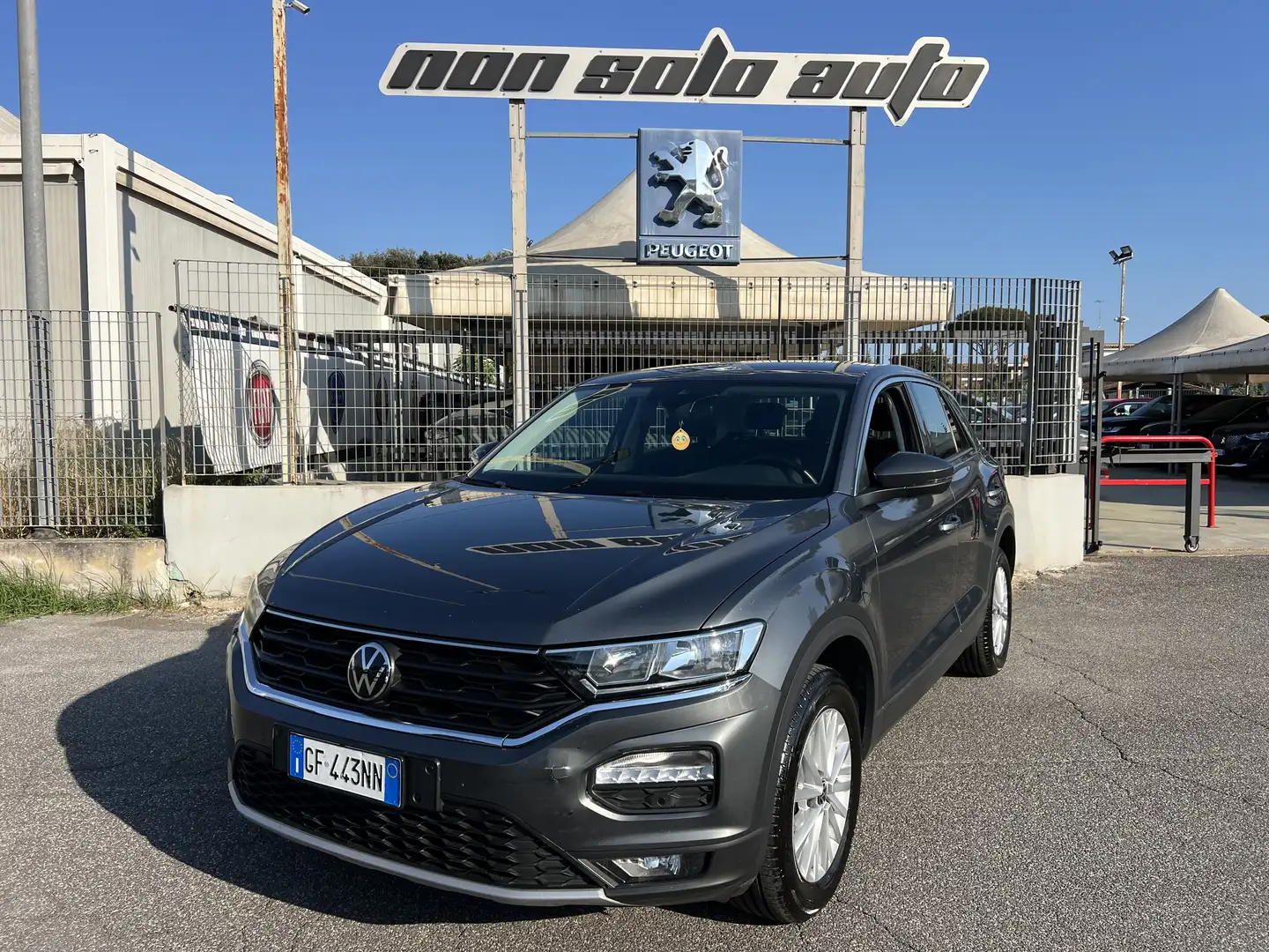 Volkswagen T-Roc 2.0 tdi Advanced 115cv Grijs - 1