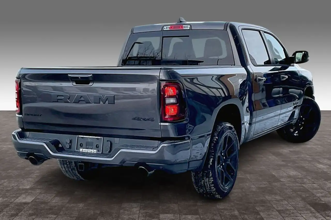 RAM 1500 снимка RAM 1500