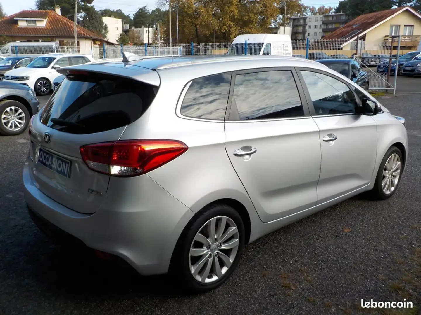 Kia Carens 1.7 CRDI 141 ISG UEFA EURO 2016 7Pl,1 ère MAIN - 2