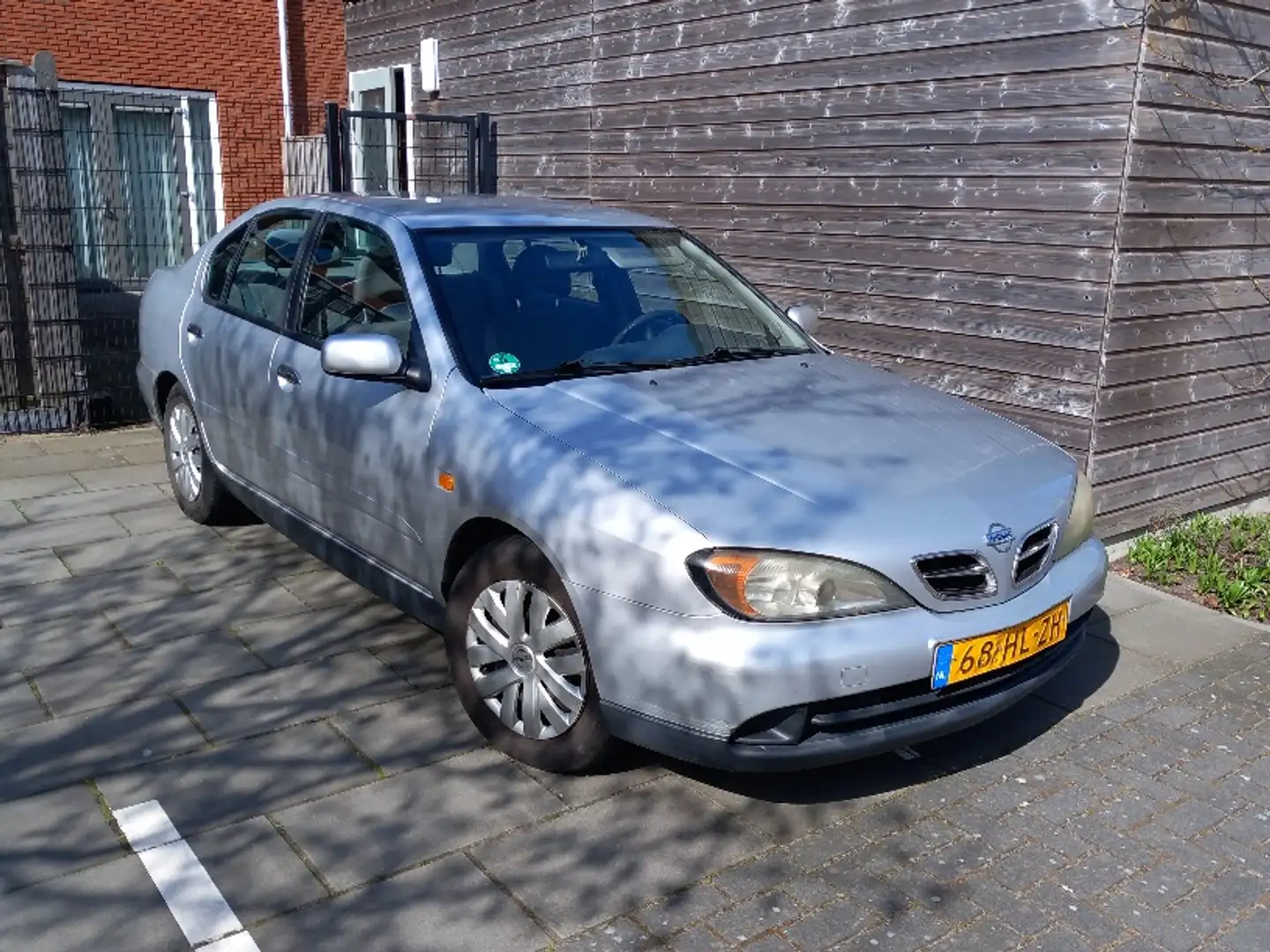 Nissan Primera Primera 2.0 Comfort CVT Plateado - 1
