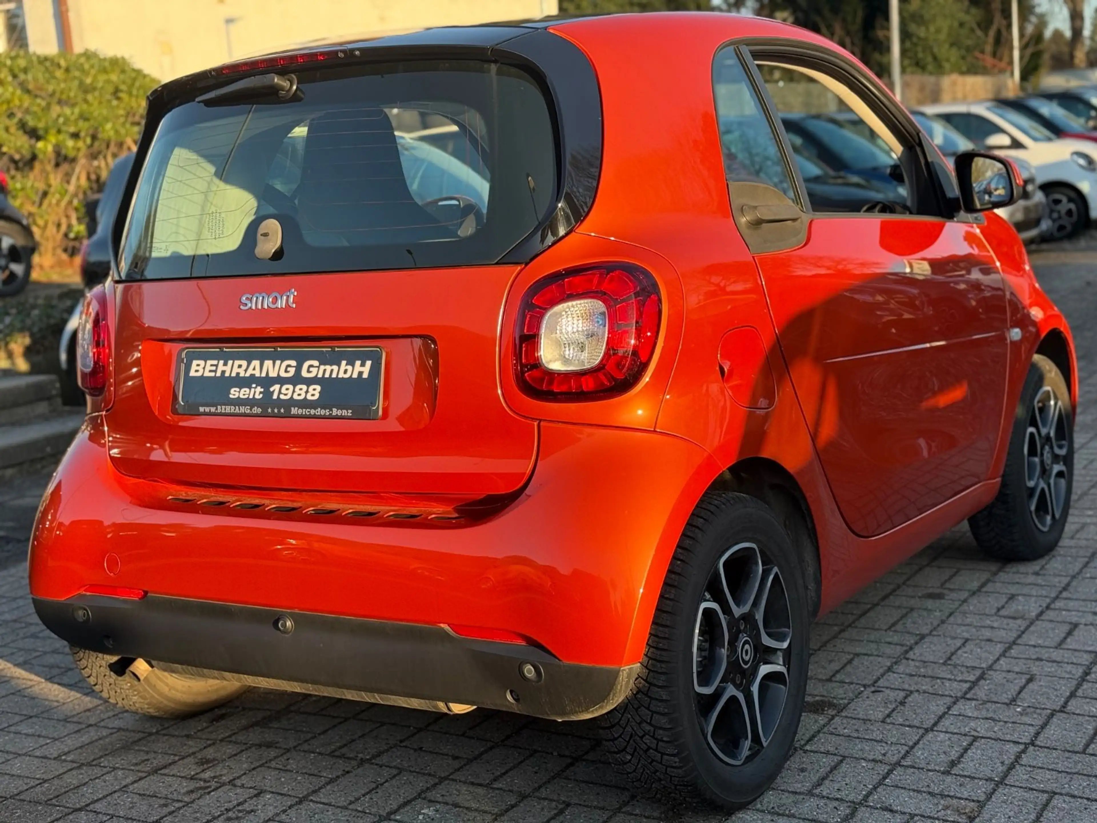 smart forTwo *PASSION*PANORAMA*SITZHEIZUNG*AUTOMATIK — photo 4