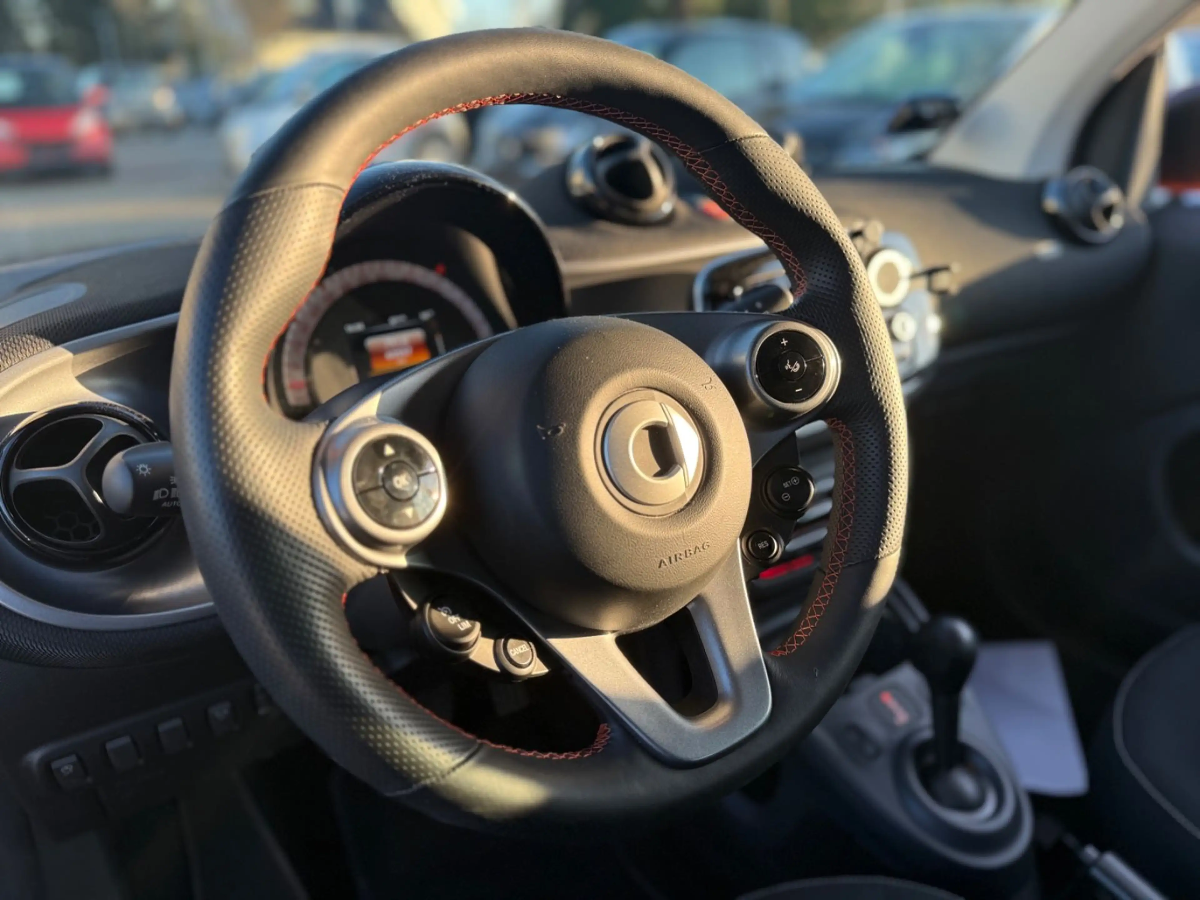 smart forTwo *PASSION*PANORAMA*SITZHEIZUNG*AUTOMATIK — photo 24