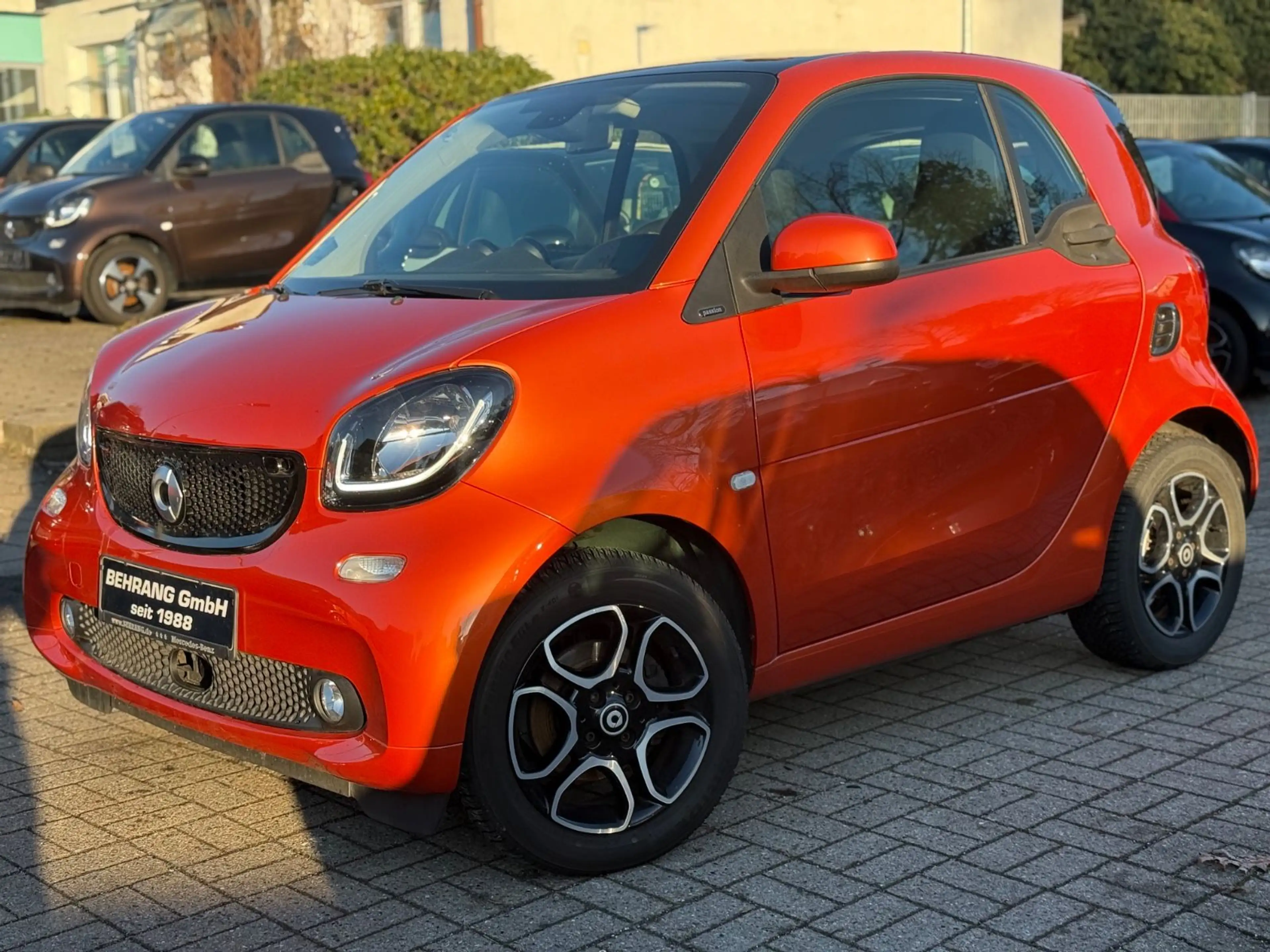 smart forTwo *PASSION*PANORAMA*SITZHEIZUNG*AUTOMATIK — photo 3