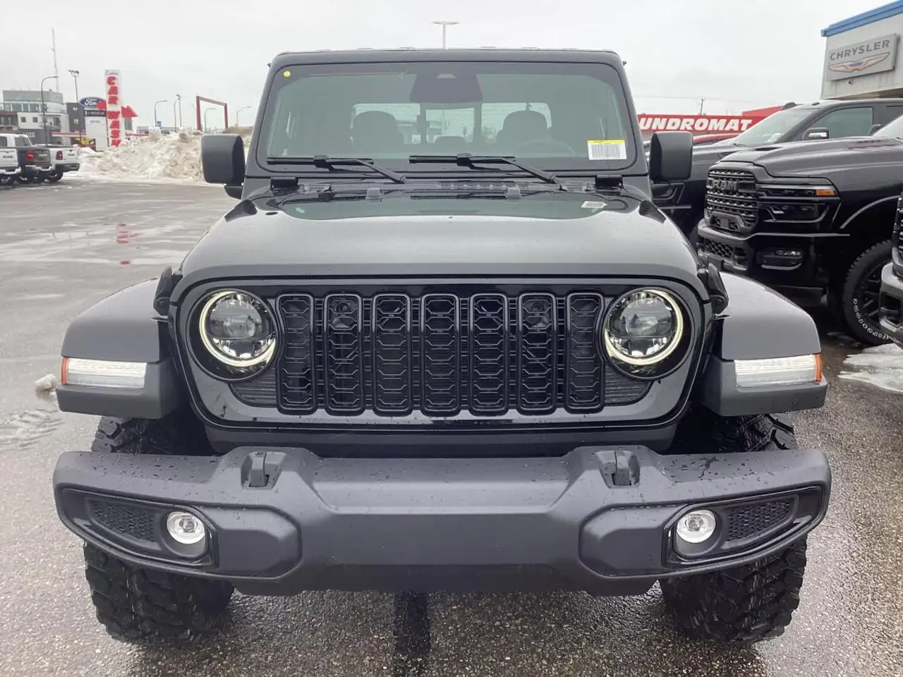 Jeep Gladiator снимка Jeep Gladiator