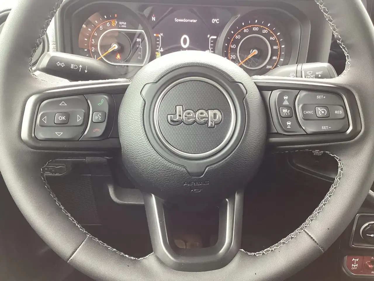 Jeep Gladiator снимка Jeep Gladiator
