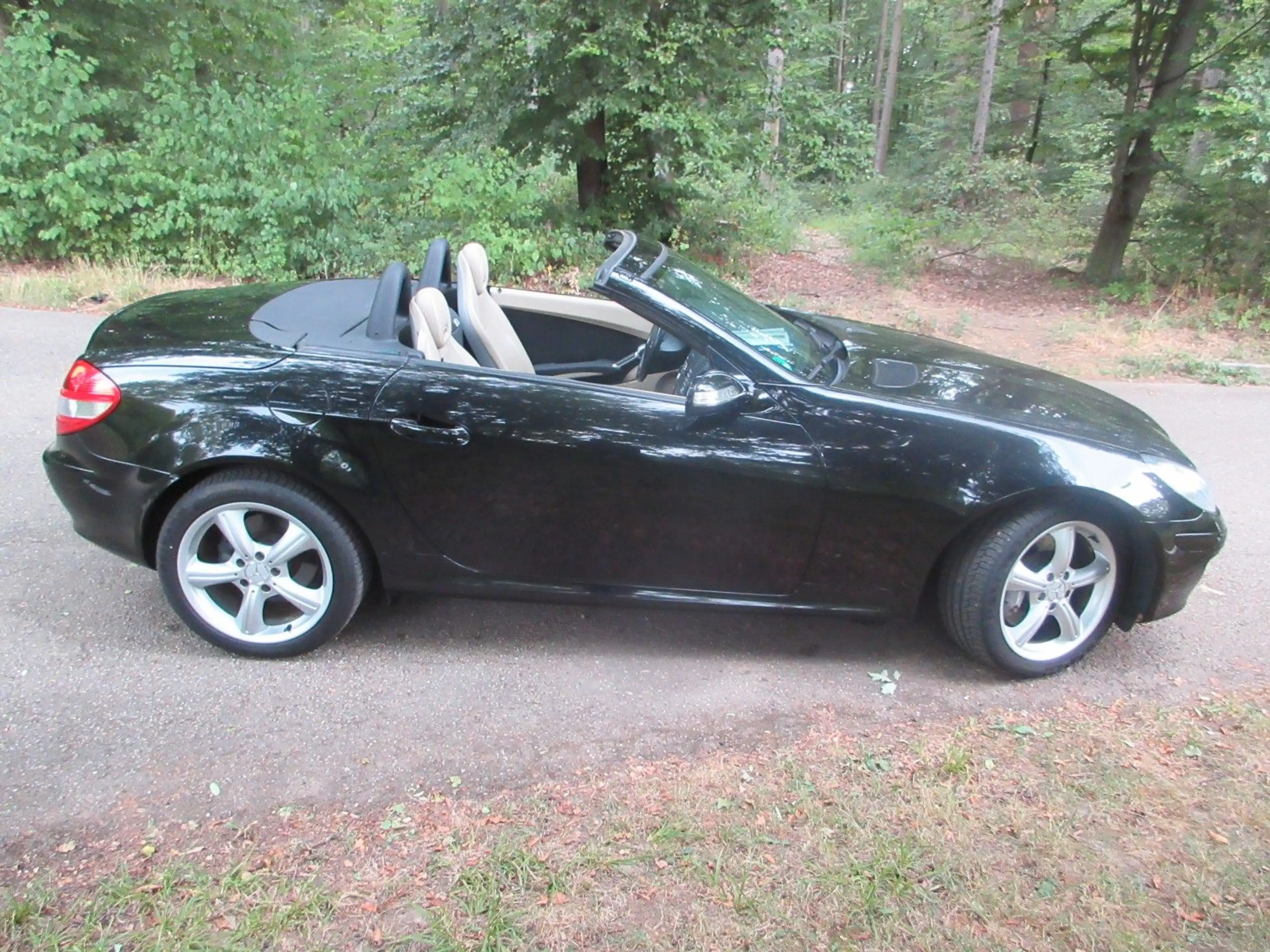 Mercedes-Benz SLK 350 /BI-Xenon/Airscarf/Leder/Navigation/Sitzh — photo 3