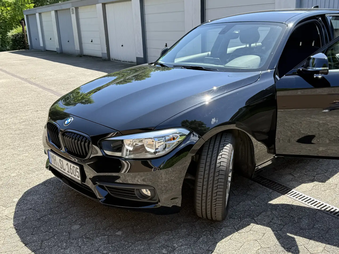 BMW 125 i, 1. Hd., 49 Tkm, Scheckh. gepfl., Garagenwg. Noir - 2