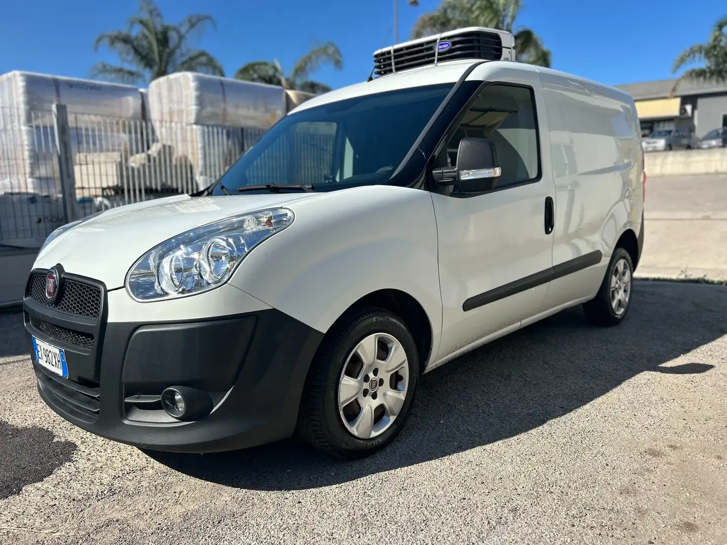 Fiat Doblò 1.6 100cv frigo Blanco - 1