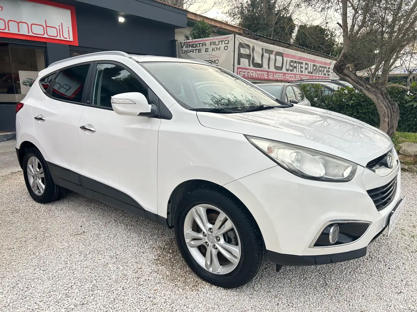 Hyundai iX35 1.7 CRDi 2WD Xpossible Bianco - 1