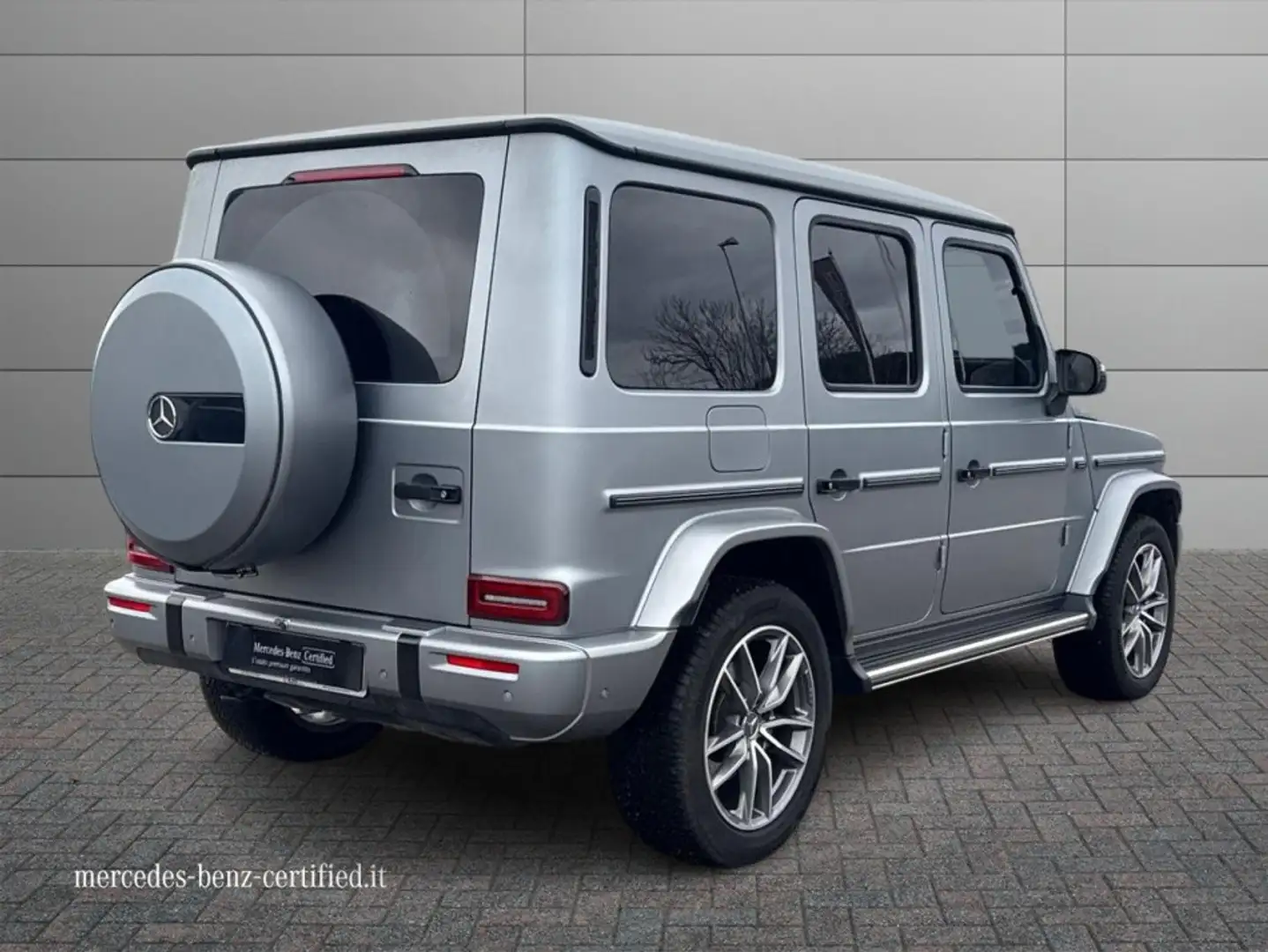 Mercedes-Benz G 450 G 450 d AMG Line 367cv auto Gris - 2