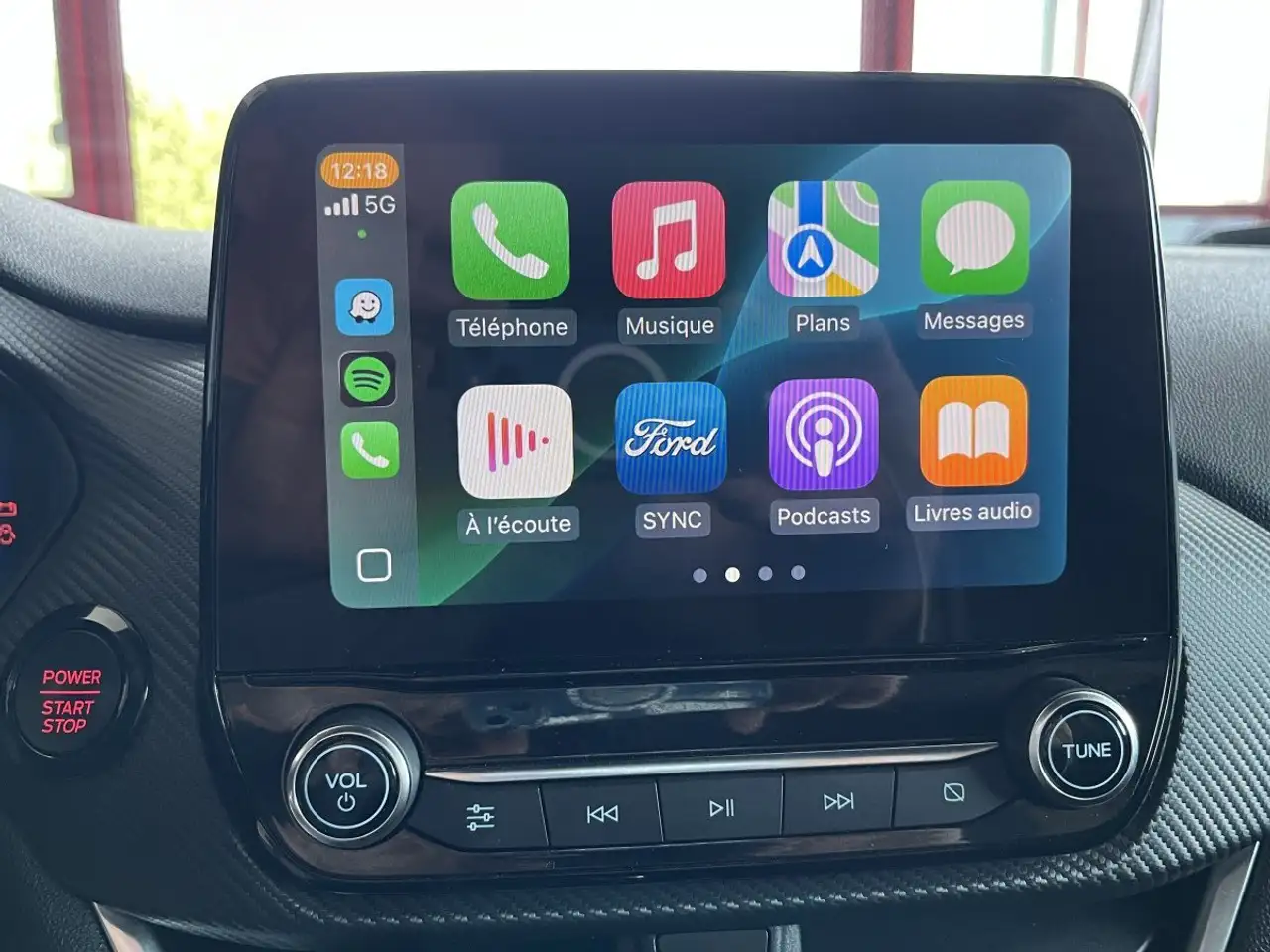 Ford Fiesta 5 portes — photo 29