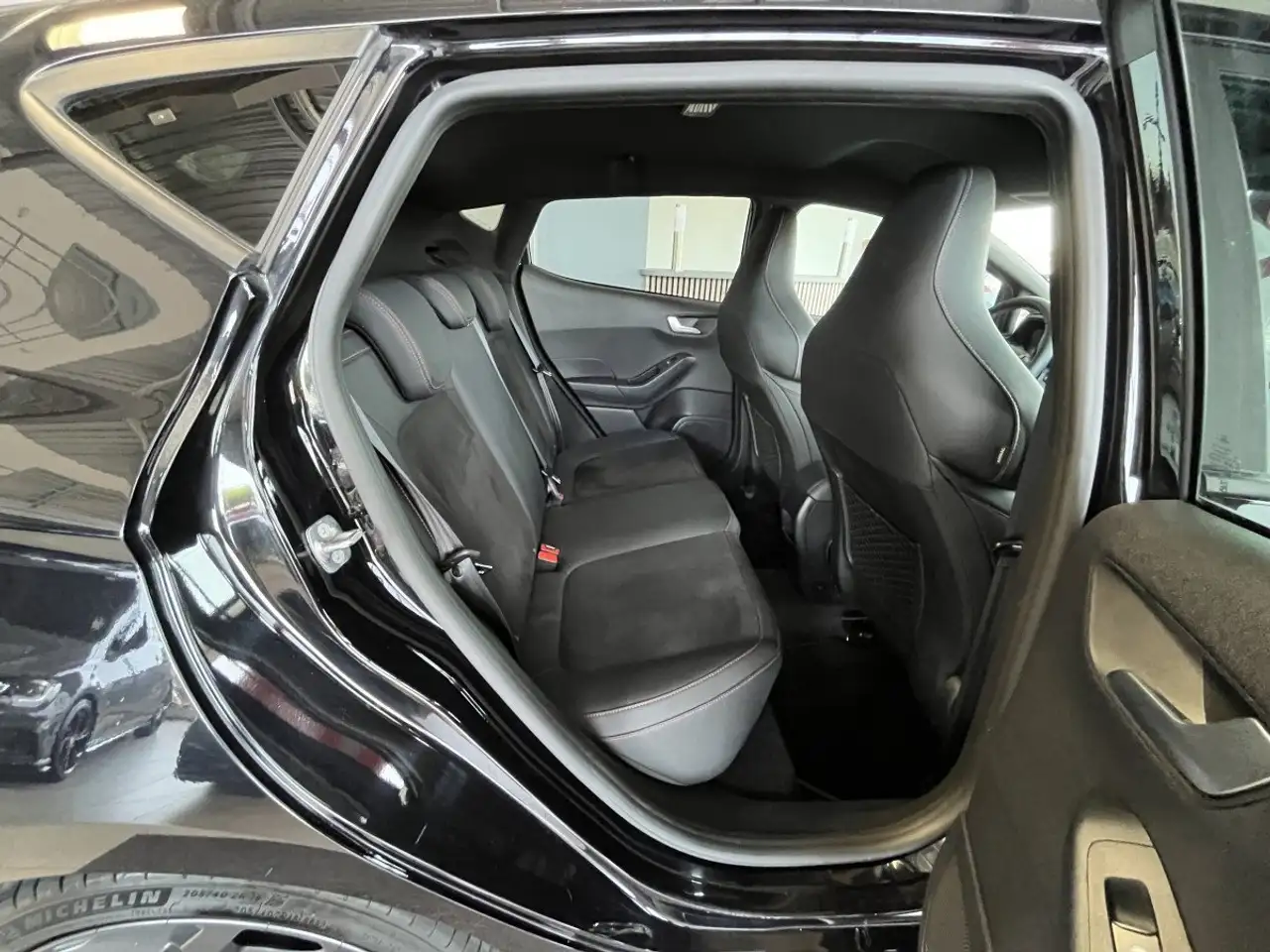 Ford Fiesta 5 portes — photo 7