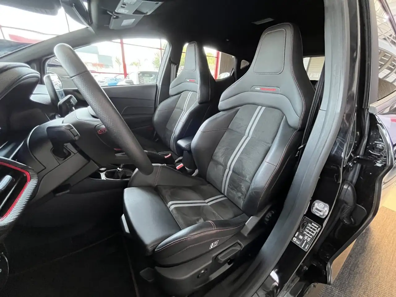 Ford Fiesta 5 portes — photo 5
