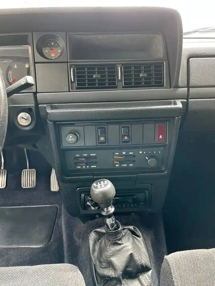 Volvo 240 GLT, foto 7
