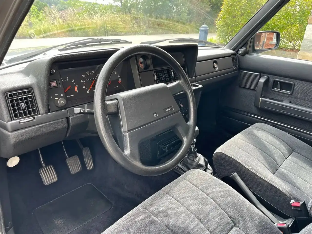 Volvo 240 GLT, foto 6