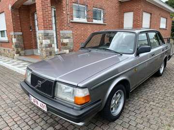 240 GLT