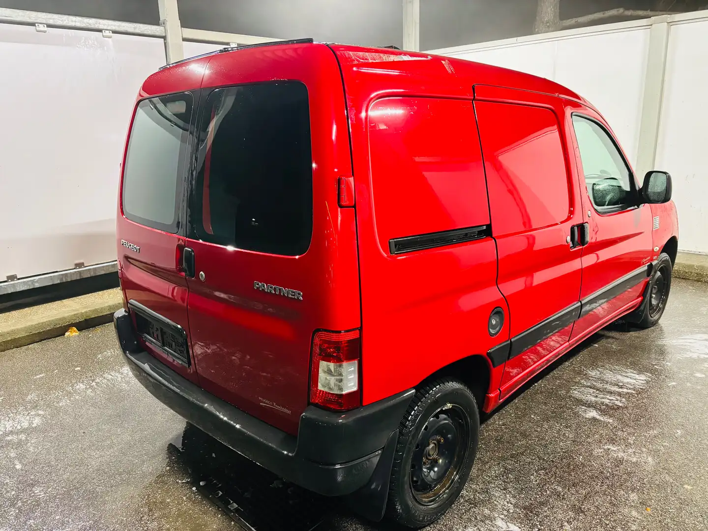 Peugeot Partner Partner Western 1,6 HDi 75 Western Rot - 2