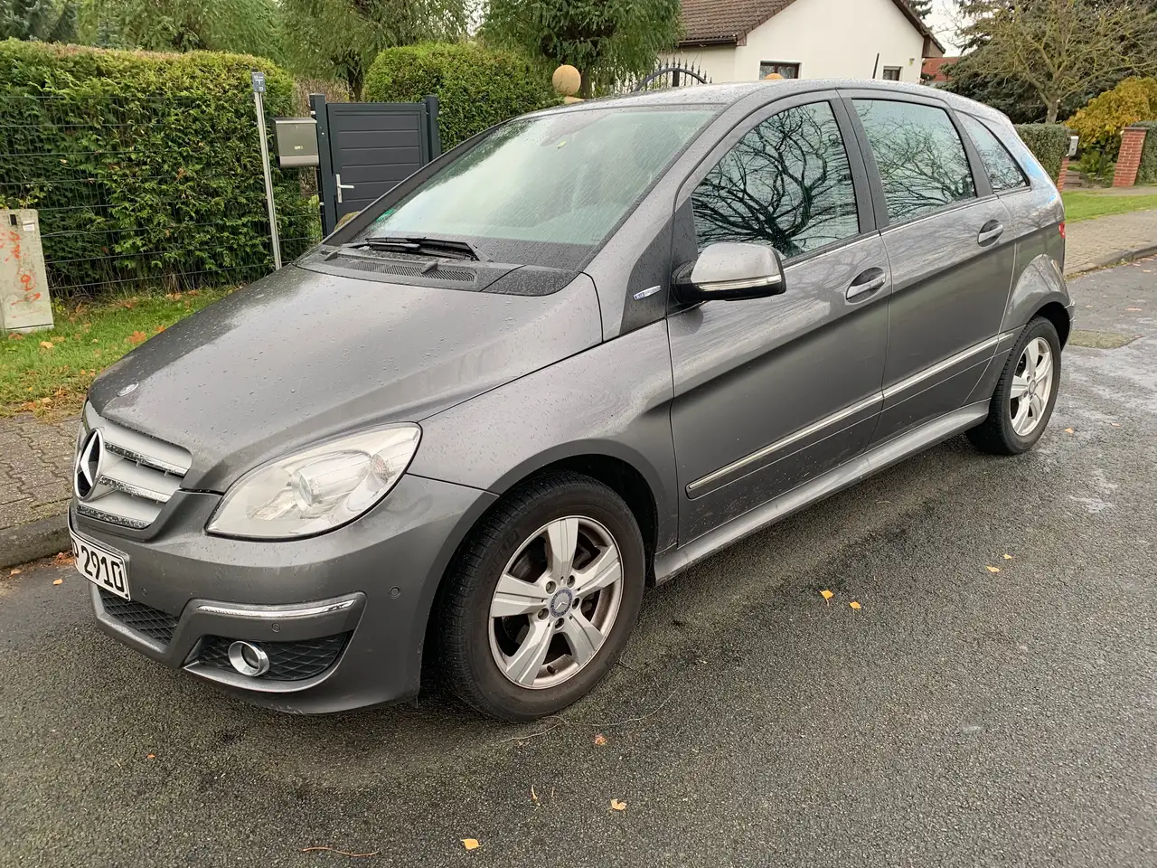 Mercedes-Benz B 170