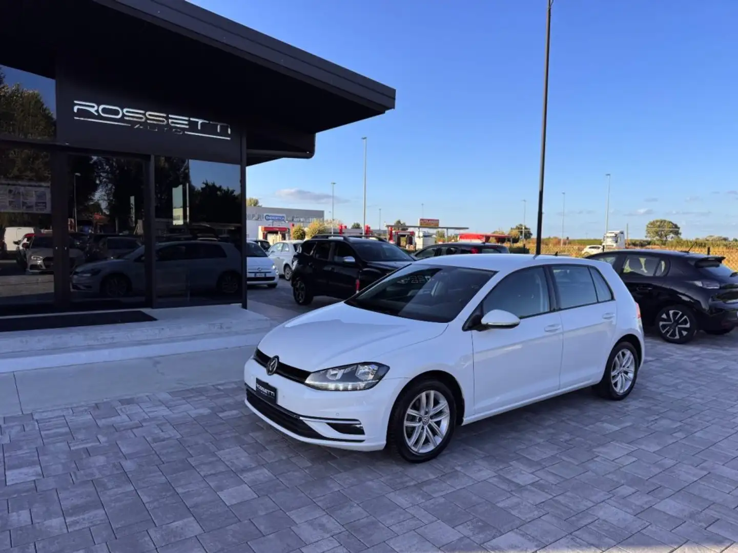 Volkswagen Golf 1.6 TDI DSG 5p. ANCHE NEOPATENTATI Bianco - 2