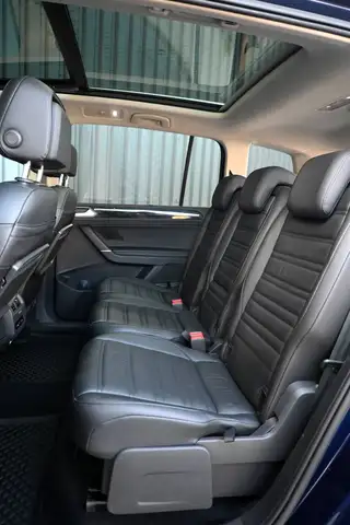 Volkswagen Touran view 13