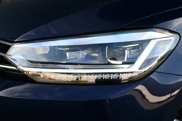 Volkswagen Touran view 14