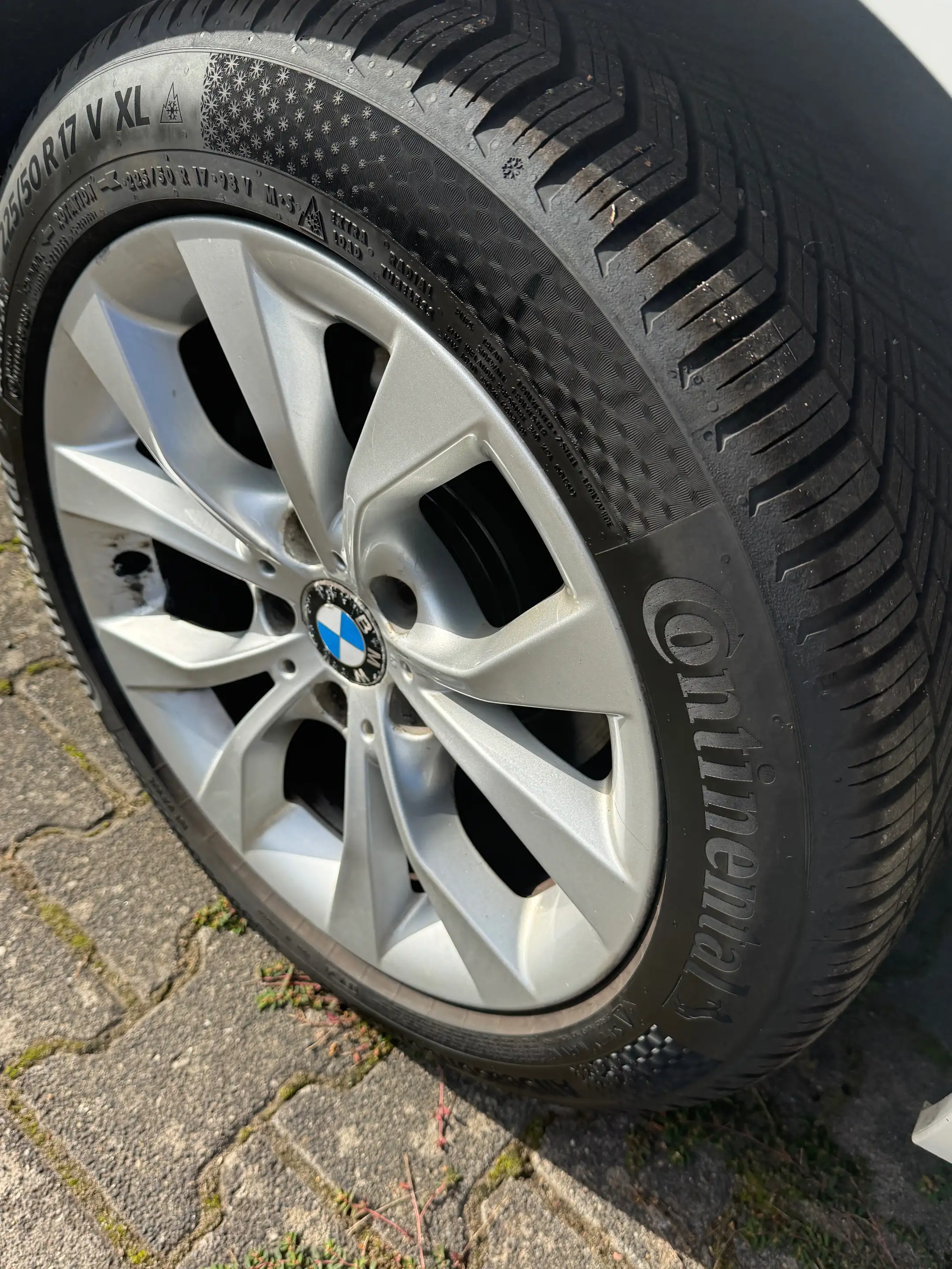 BMW X1 xDrive 23 d — photo 13
