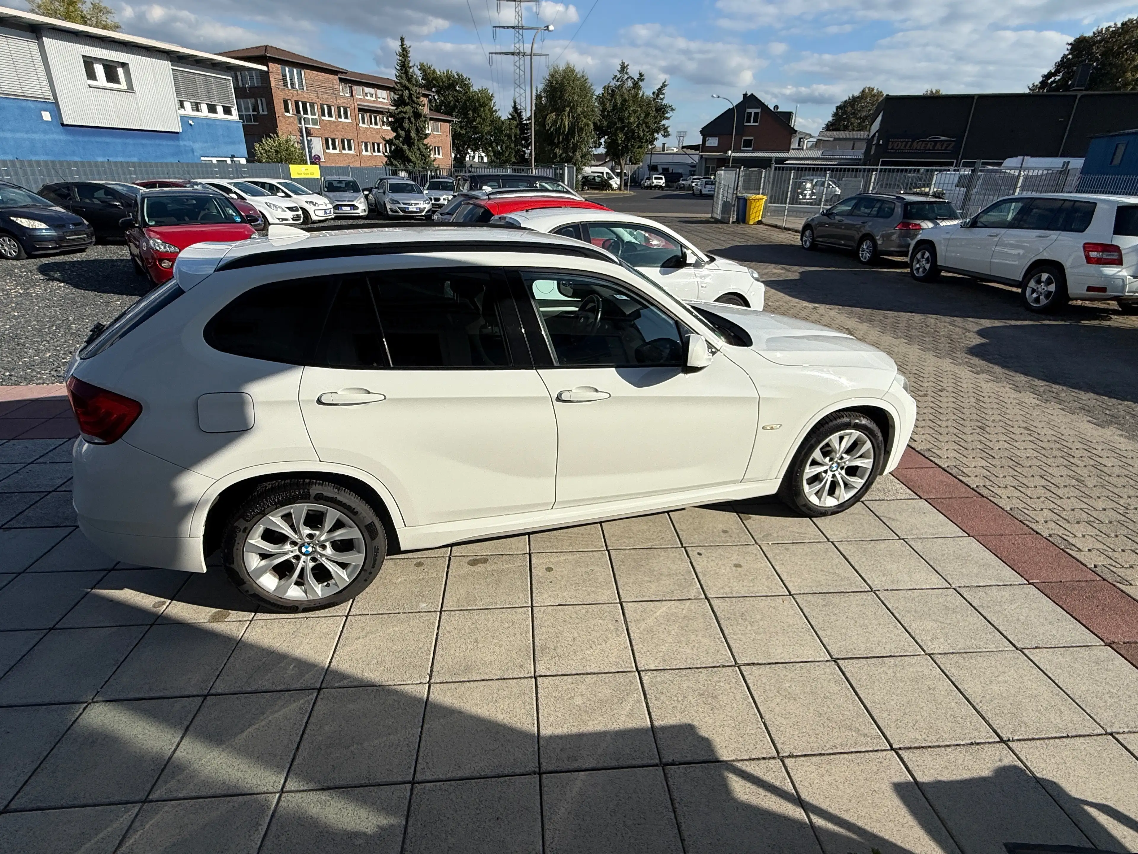 BMW X1 xDrive 23 d — photo 8