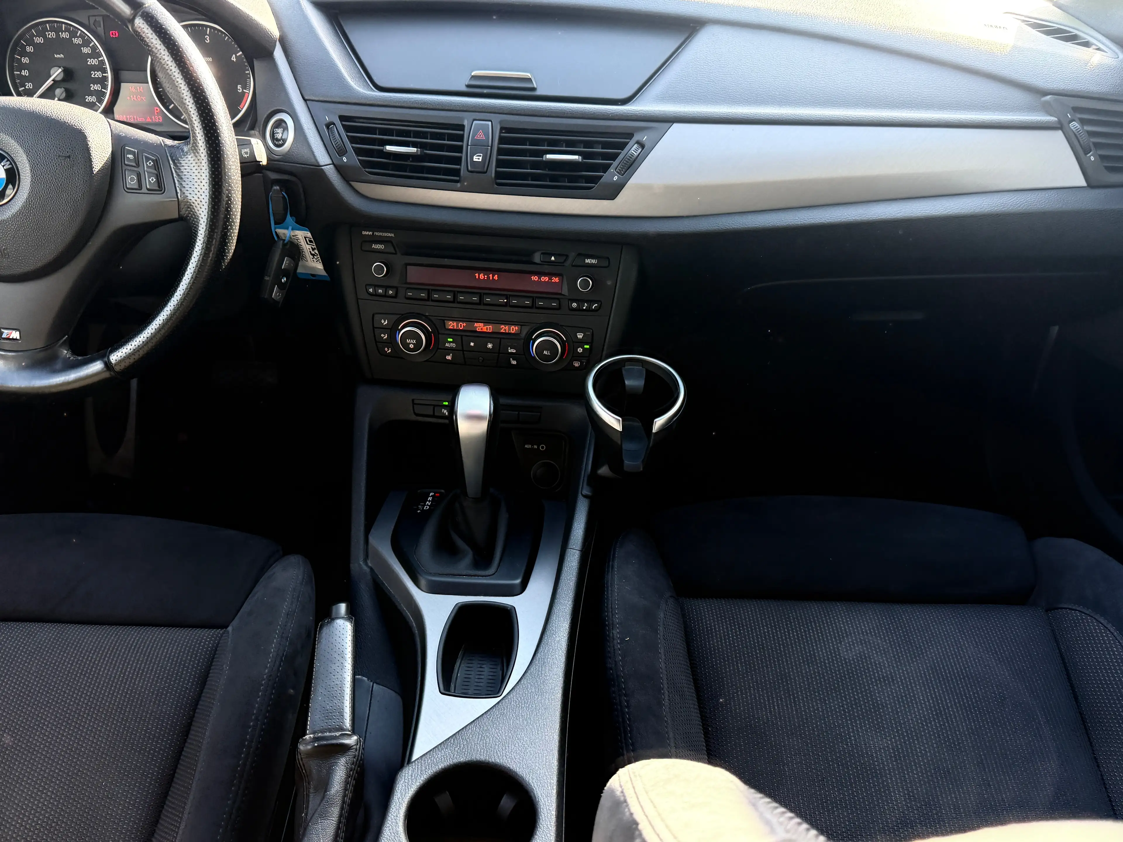 BMW X1 xDrive 23 d — photo 11