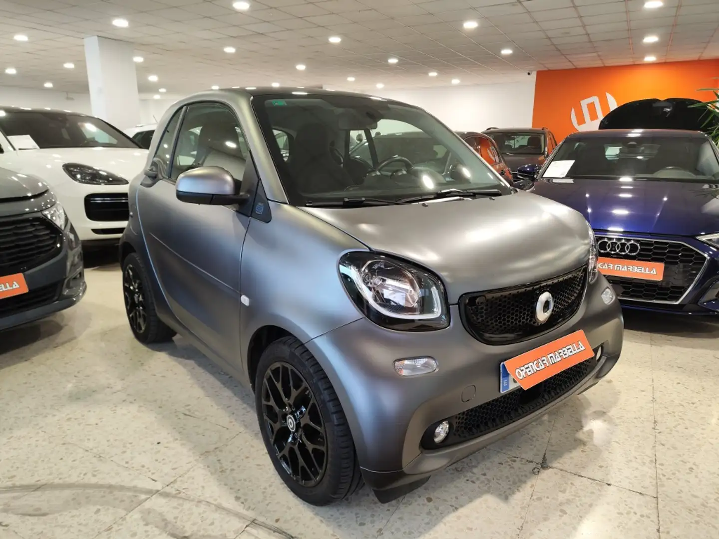 smart forTwo Coupé EQ Gris - 1