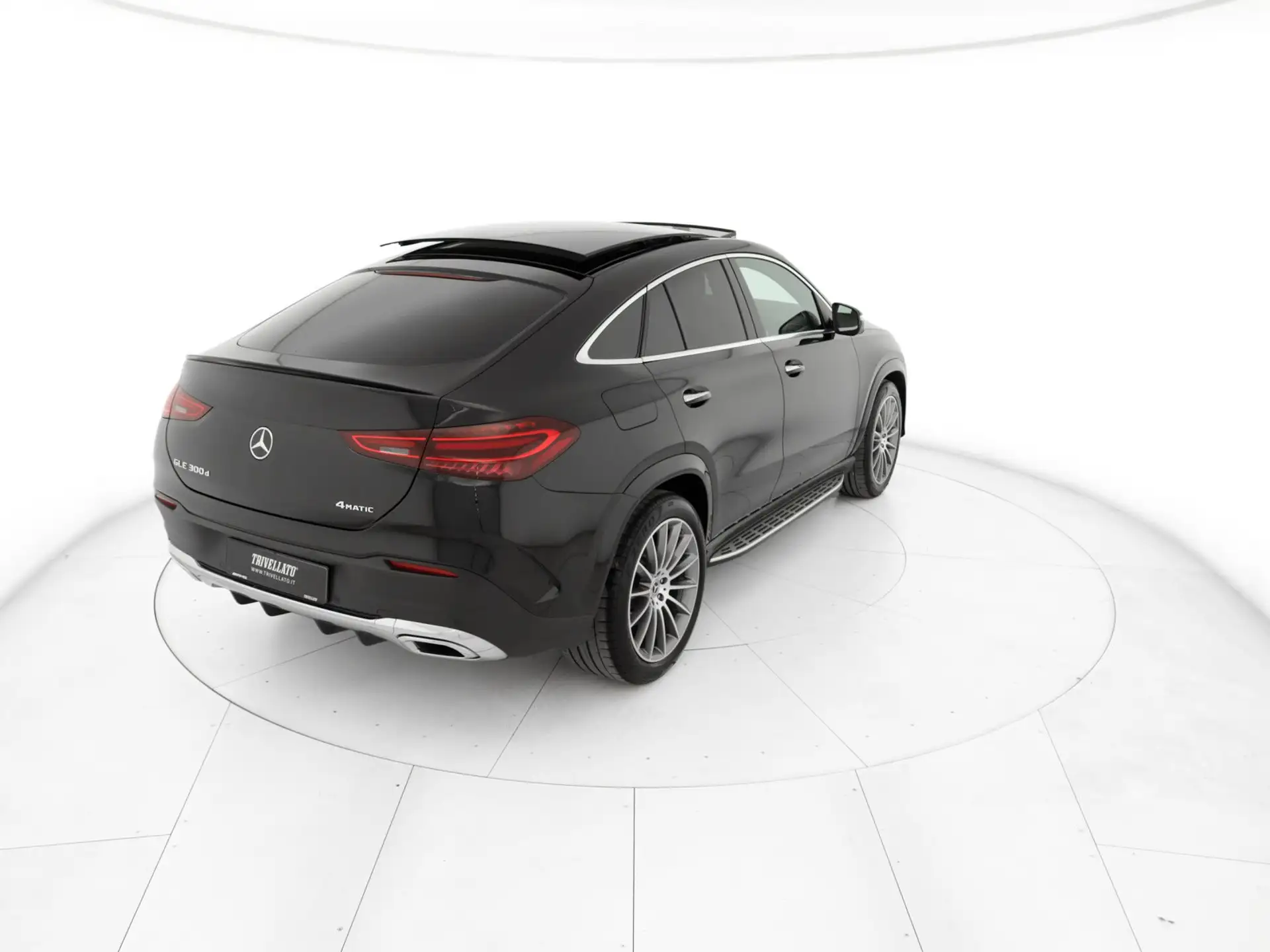 벤츠 Mercedes-Benz GLE 2023 검정 사진 3