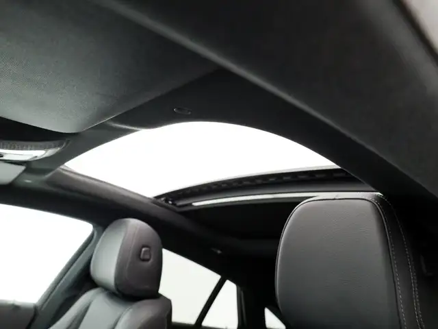 Mercedes-Benz Gle view 19
