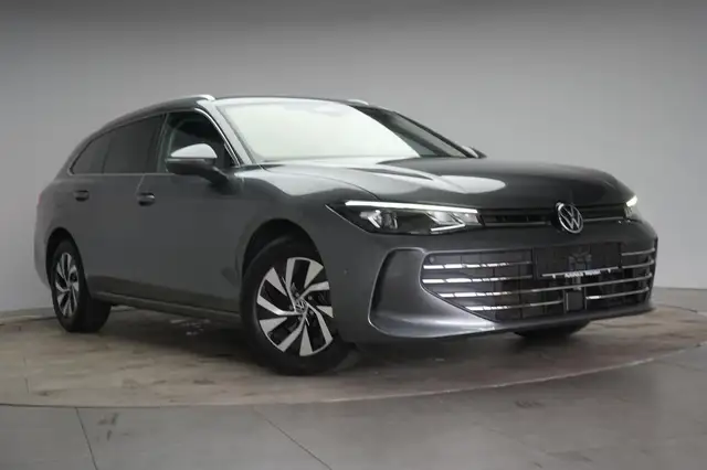 Volkswagen Passat Variant 1.5 e-TSI DSG Business ACC/Kamera