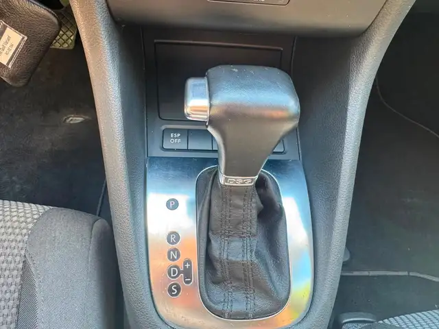 Volkswagen Golf view 15
